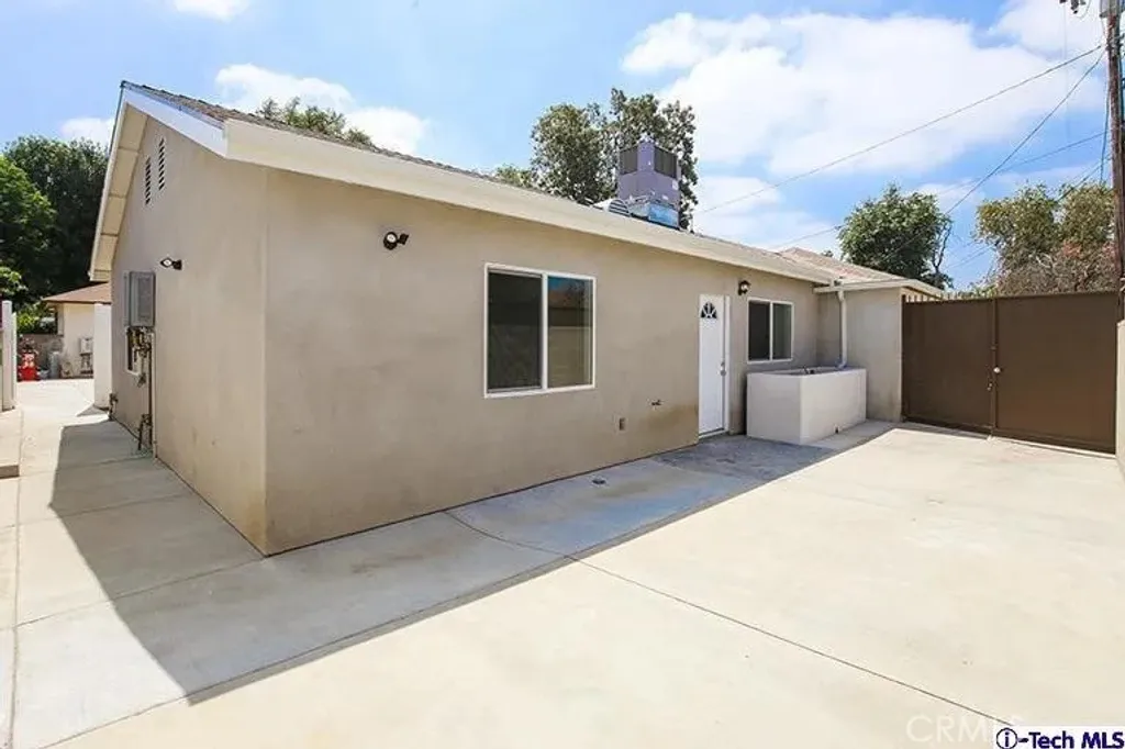 Additional image 11 of 7435 Collett Avenue, Van Nuys, CA 91406