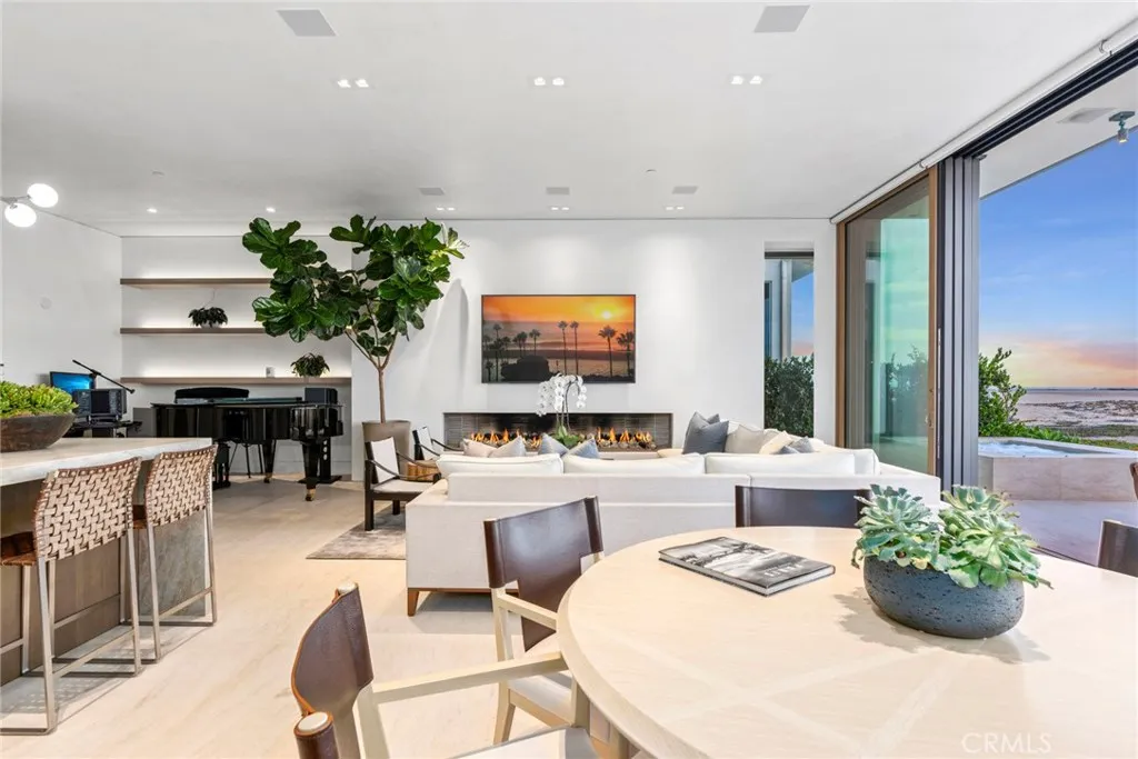 Additional image 11 of 2108 E Oceanfront, Newport Beach, CA 92661