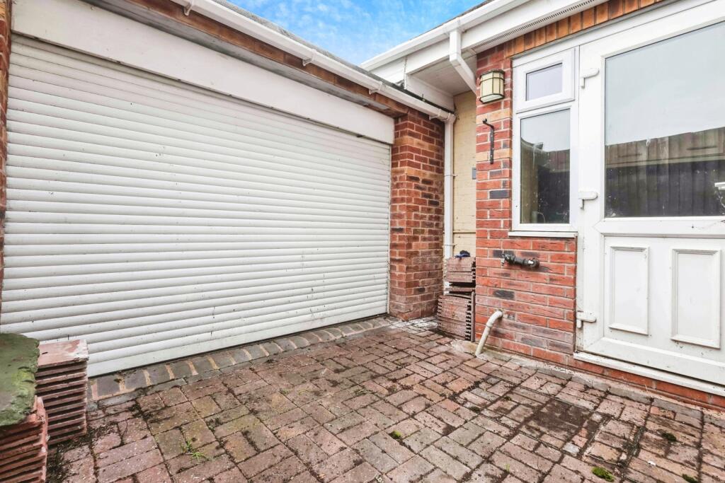 Additional image 17 of Avon Drive, Castle Bromwich, Birmingham, West Midlands, B36