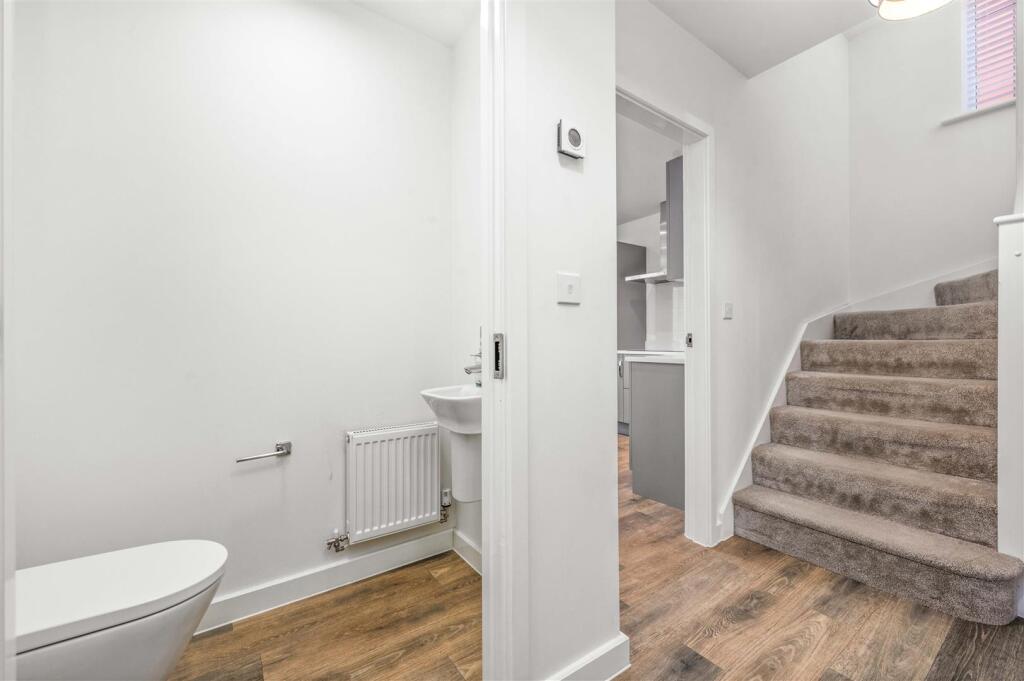 Additional image 5 of Mayors Drive, Alcester