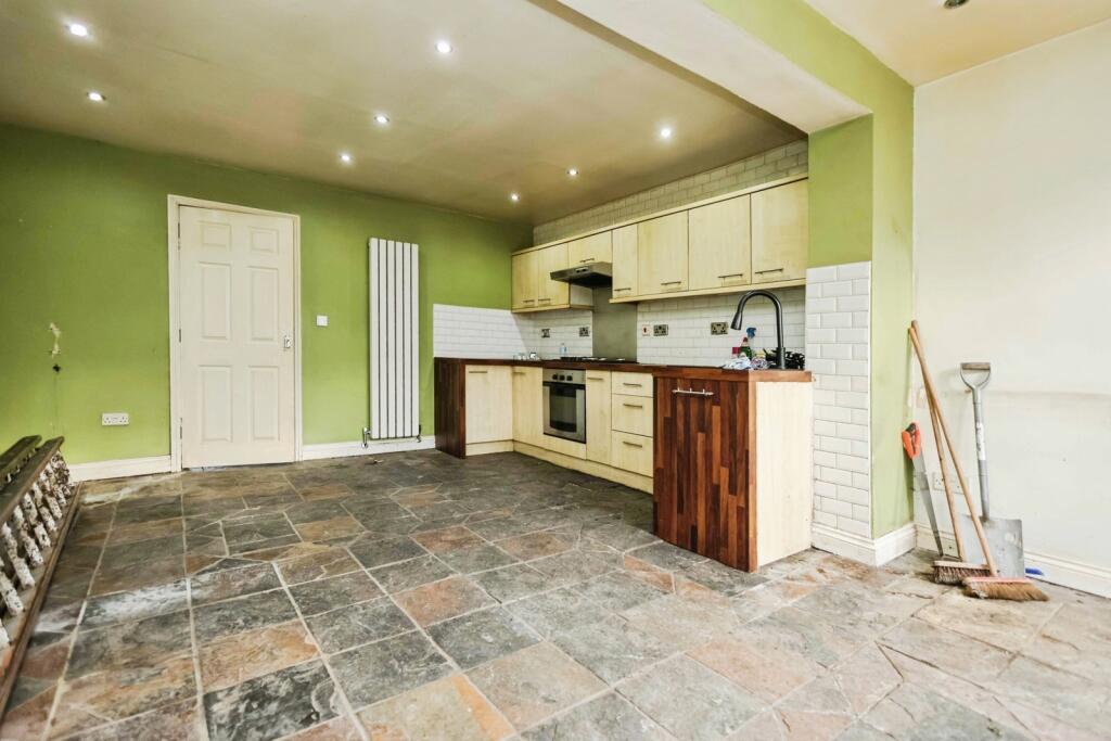 Additional image 7 of Avon Drive, Castle Bromwich, Birmingham, West Midlands, B36