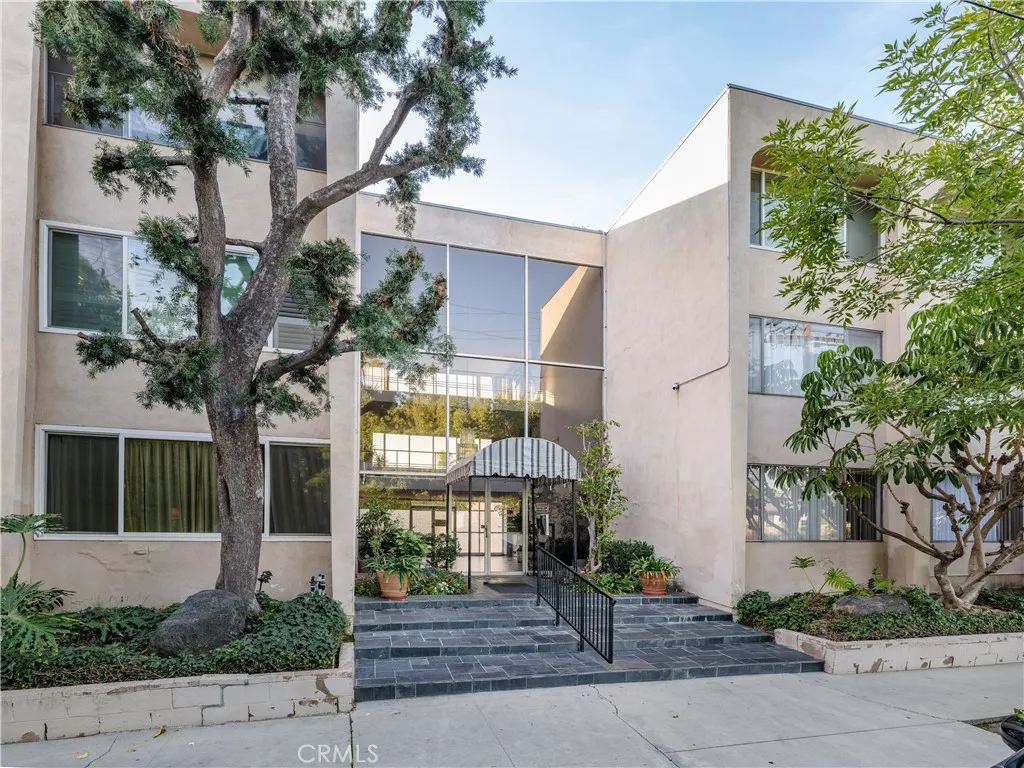 Additional image 55 of 5411 Tyrone, Sherman Oaks, CA 91401