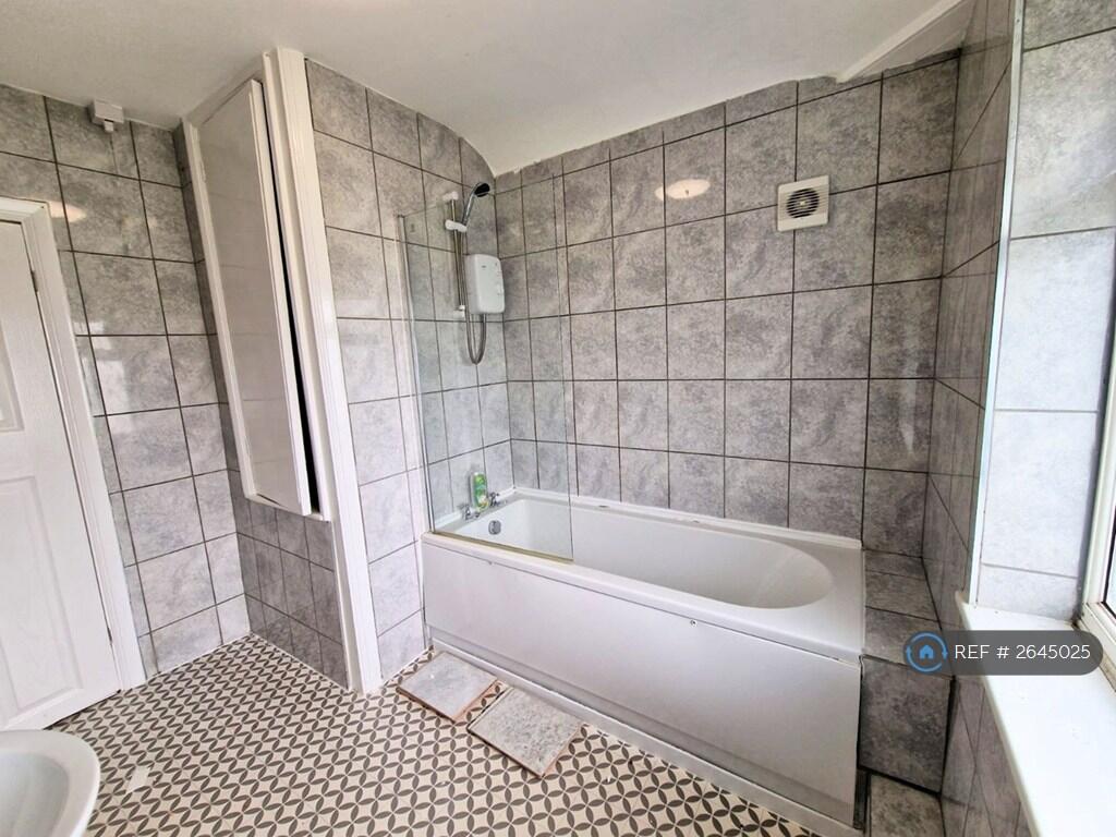 Additional image 7 of Aylesbury Crescent, Birmingham, B44