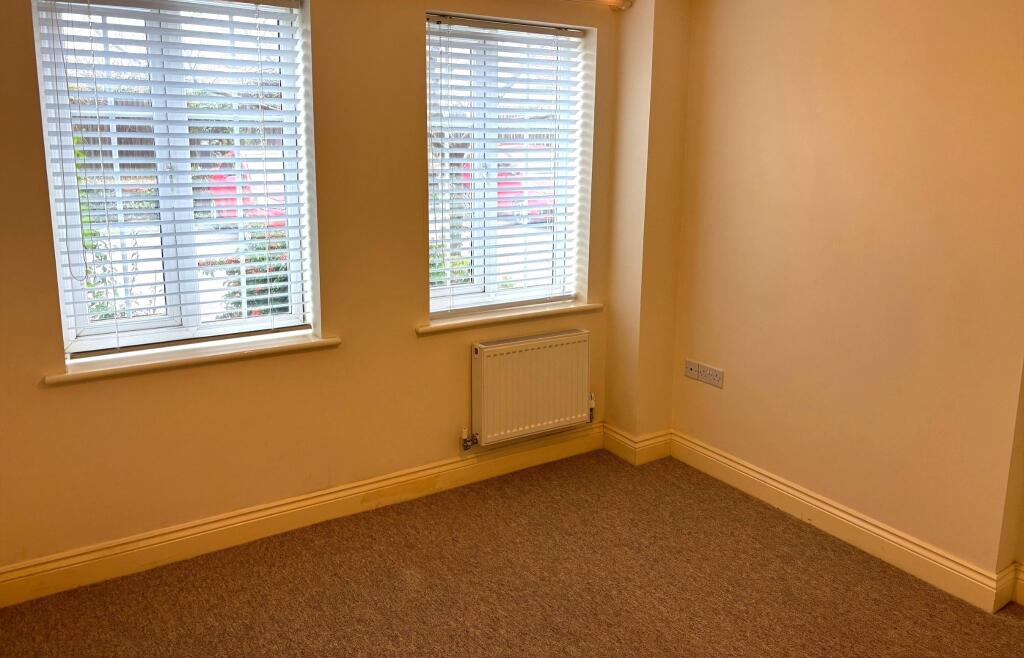 Additional image 7 of Flax Close  Alcester