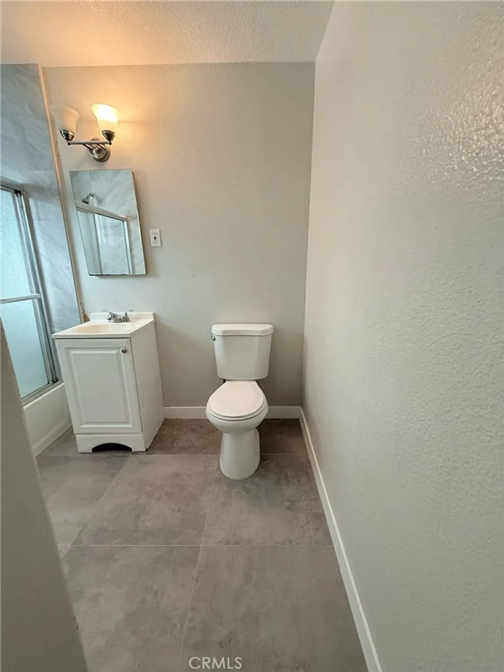 Additional image 9 of 924 W Chestnut Unit 1/2, Santa Ana, CA 92703