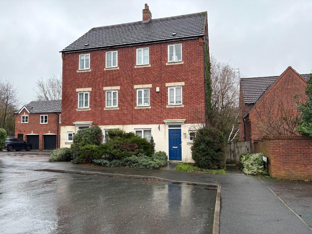 Warmstry Road, Bromsgrove, Worcestershire, B60