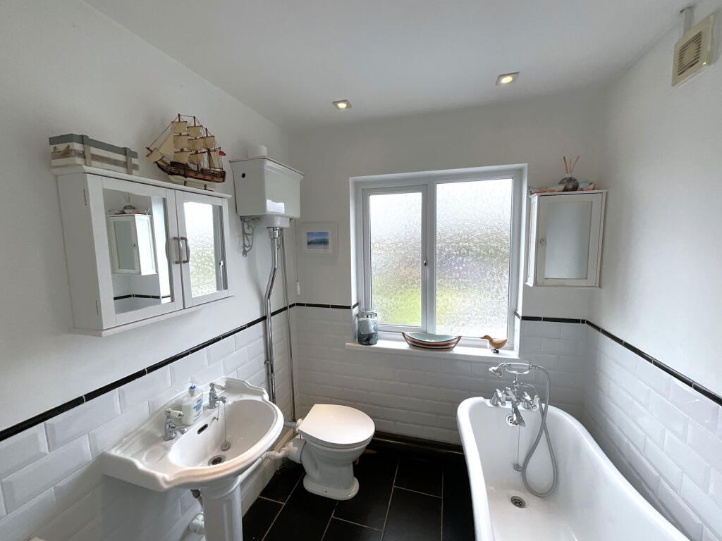 Additional image 14 of CRADLEY HEATH, Highland Road