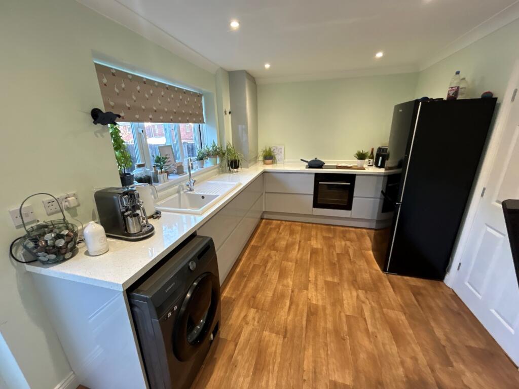 Additional image 2 of Grove Avenue, Halesowen, B63 4SB