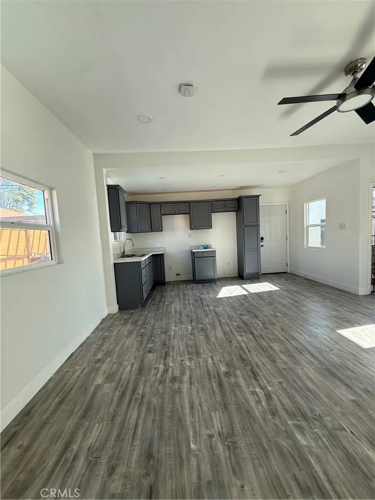 Additional image 18 of 6428 S Van Ness Ave, Los Angeles, CA 90047