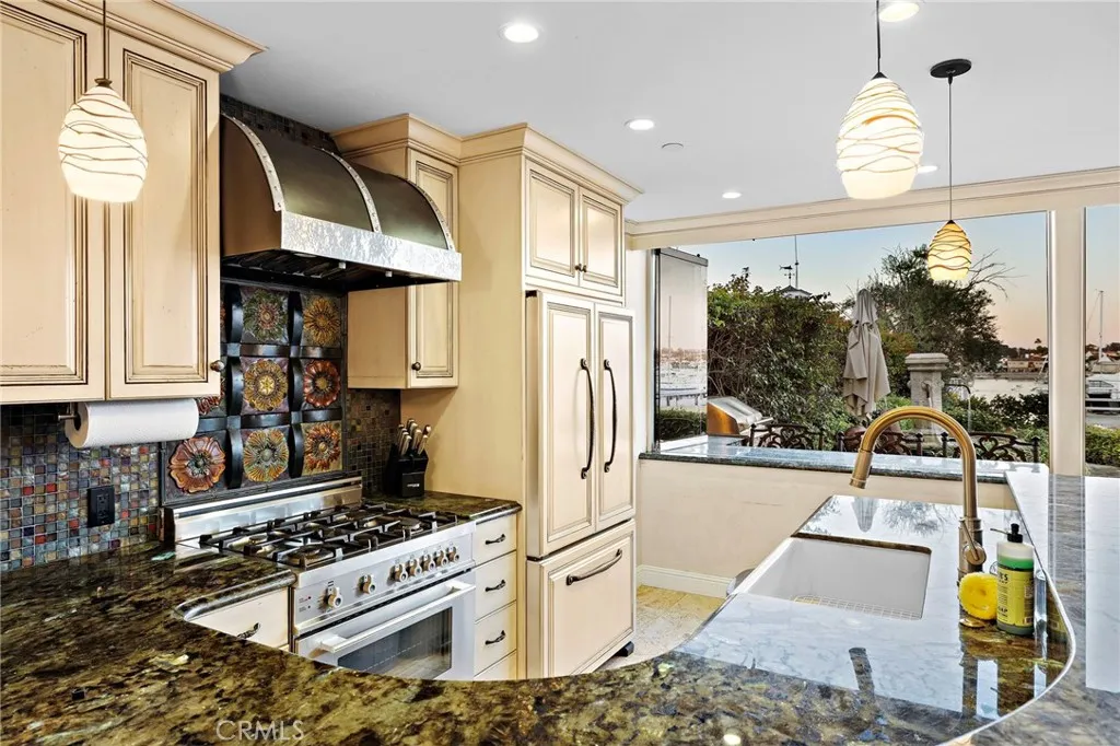 Additional image 36 of 900 E Balboa Blvd, Newport Beach, CA 92661