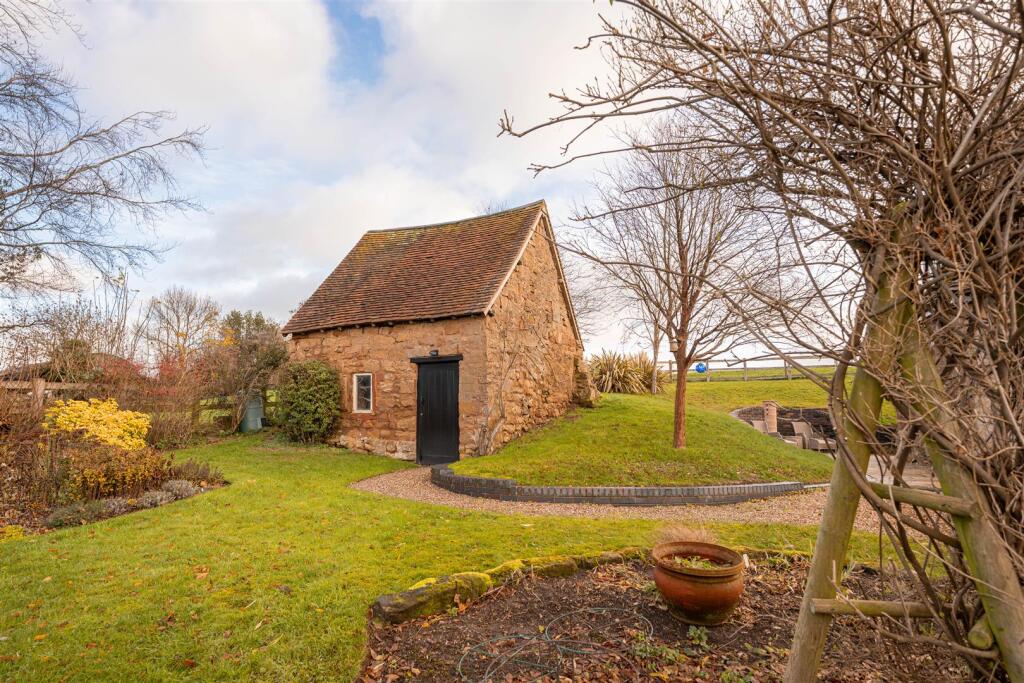 Additional image 44 of Botts Green, Over Whitacre - Grade II Listed