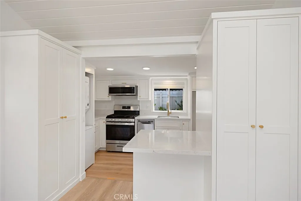 Additional image 7 of 651 Glenneyre, Laguna Beach, CA 92651