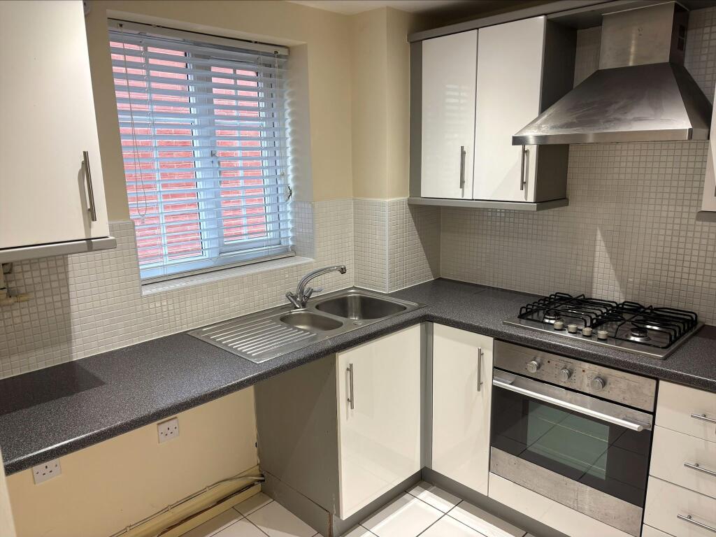 Additional image 5 of Flax Close  Alcester