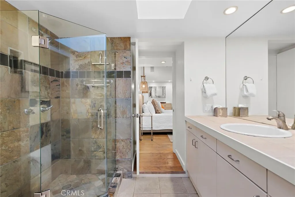 Additional image 16 of 595 Bluebird Canyon Drive, Laguna Beach, CA 92651