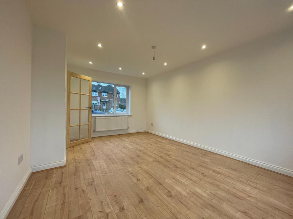 Additional image 5 of Simms Lane, Hollywood, B47