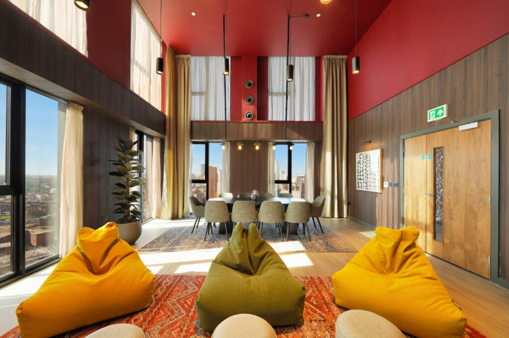 Additional image 15 of Guild Point