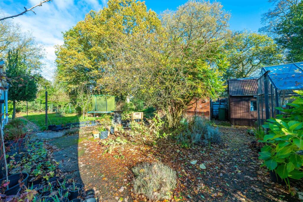 Additional image 18 of Evesham Road, Cookhill, Alcester