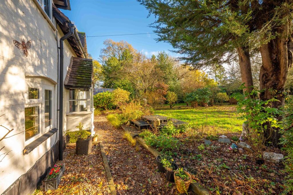 Additional image 13 of Evesham Road, Cookhill, Alcester