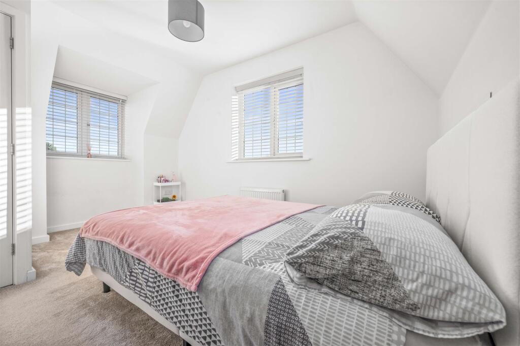 Additional image 12 of Mayors Drive, Alcester