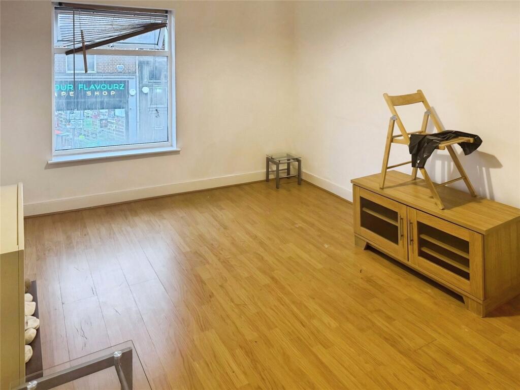 Additional image 5 of High Street, Cradley Heath, West Midlands, B64