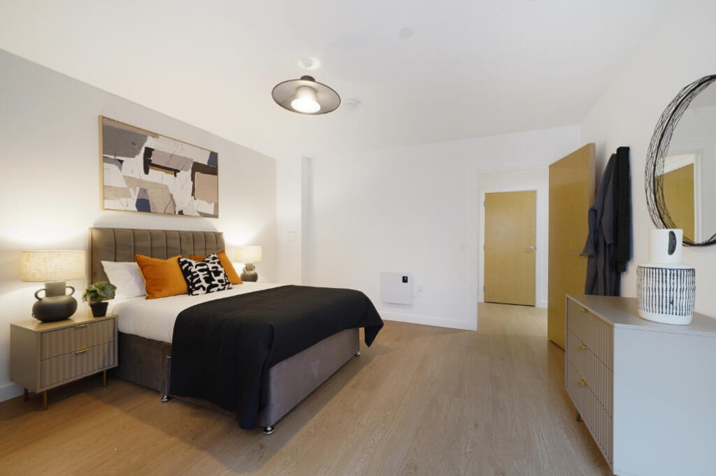 Additional image 7 of Guild Point