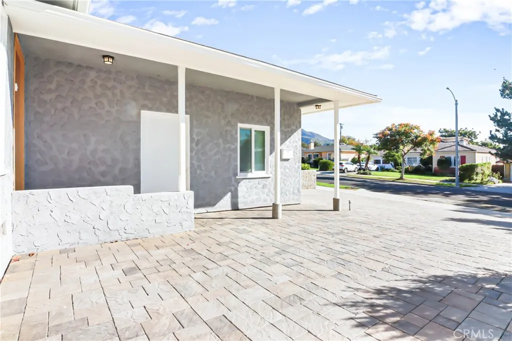 Additional image 28 of 721 E Elmwood Ave, Burbank, CA 91501