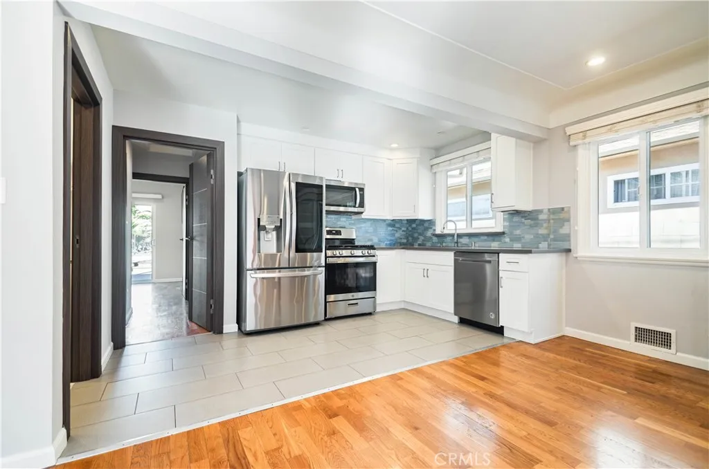 Additional image 39 of 721 E Elmwood Ave, Burbank, CA 91501