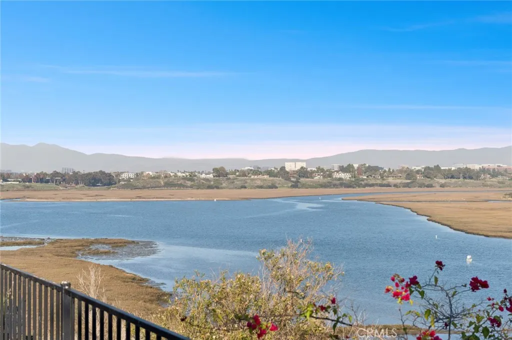 Additional image 33 of 1958 Galaxy Dr, Newport Beach, CA 92660