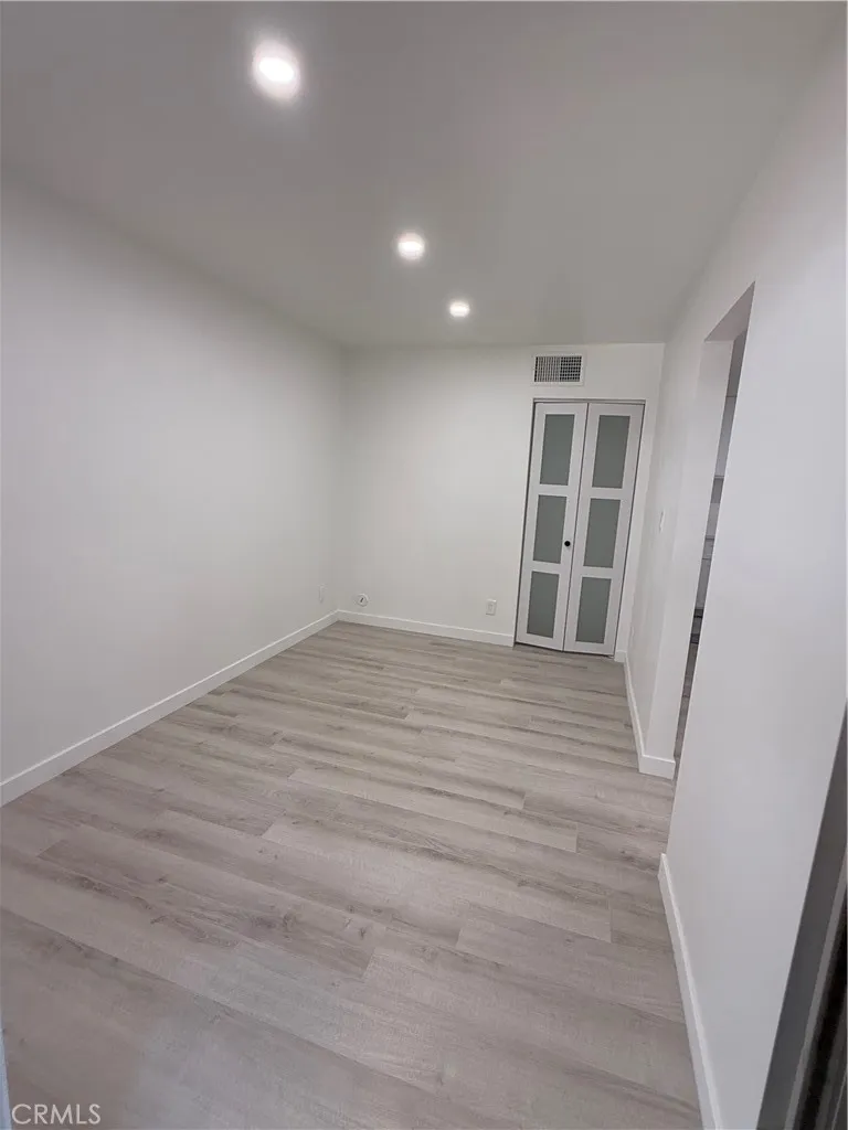 Additional image 16 of 18645 Hatteras Unit 105, Tarzana, CA 91356