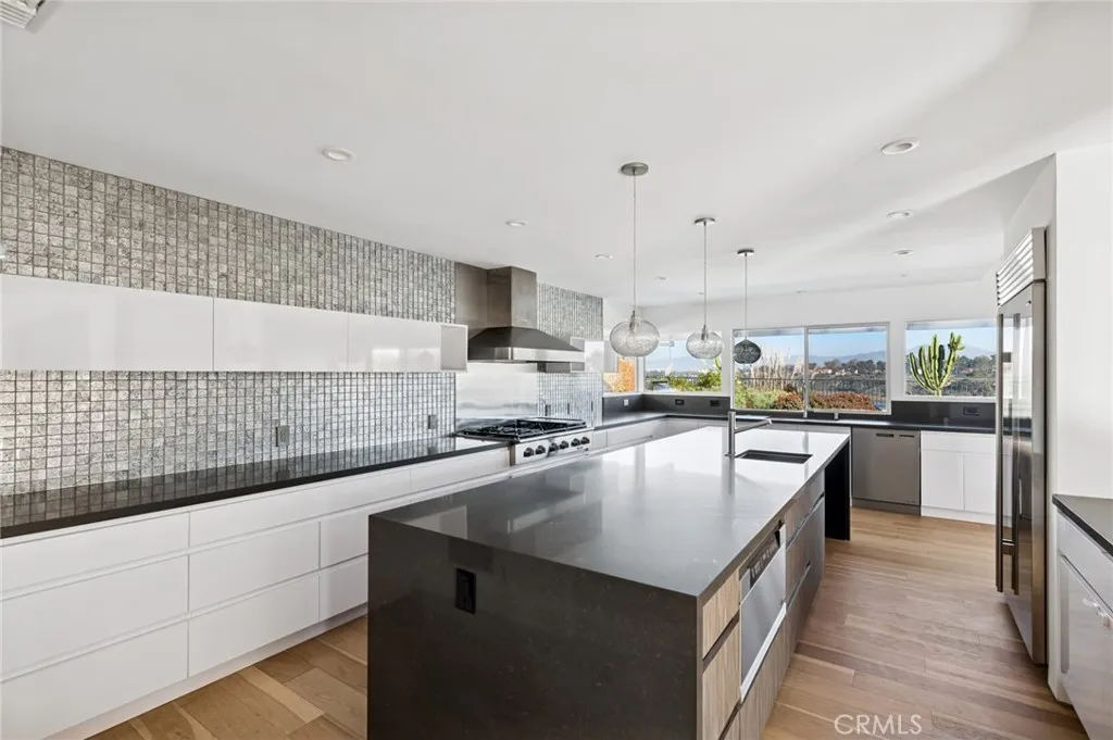 Additional image 6 of 1958 Galaxy Dr, Newport Beach, CA 92660