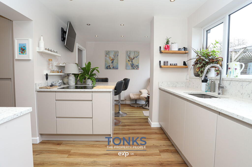 Additional image 4 of Summerfields Avenue, Halesowen, B62 9NS