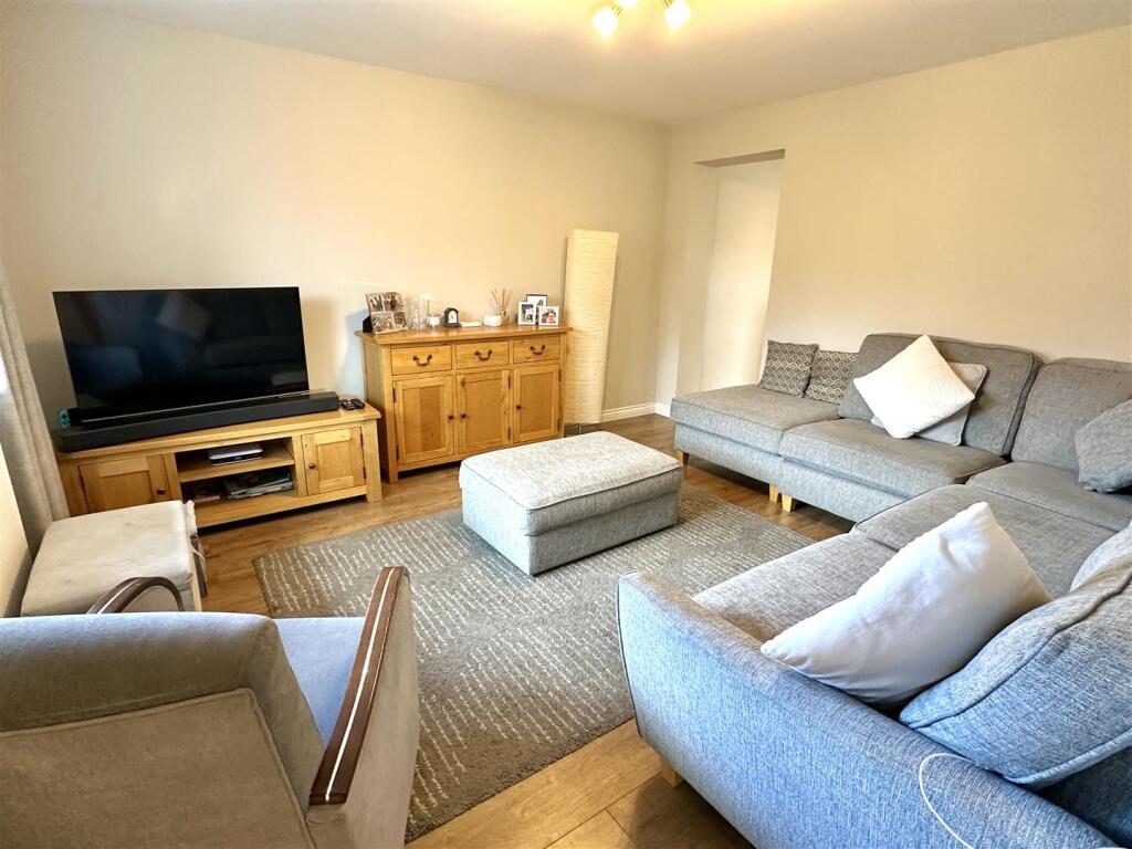 Additional image 2 of Cross Road, Alcester