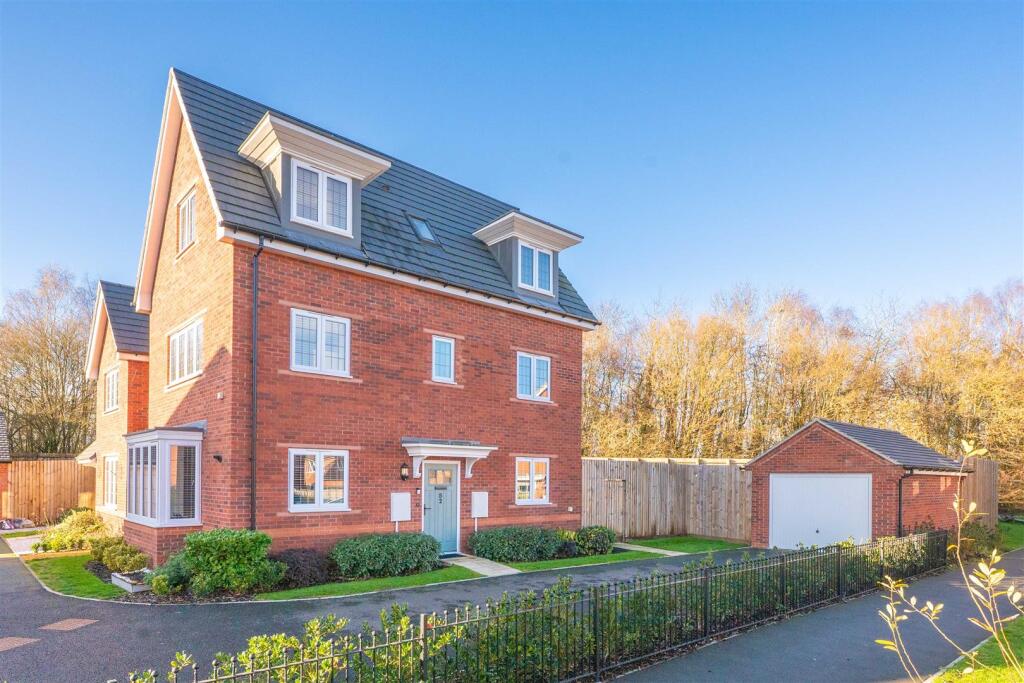 Property image for Mayors Drive, Alcester