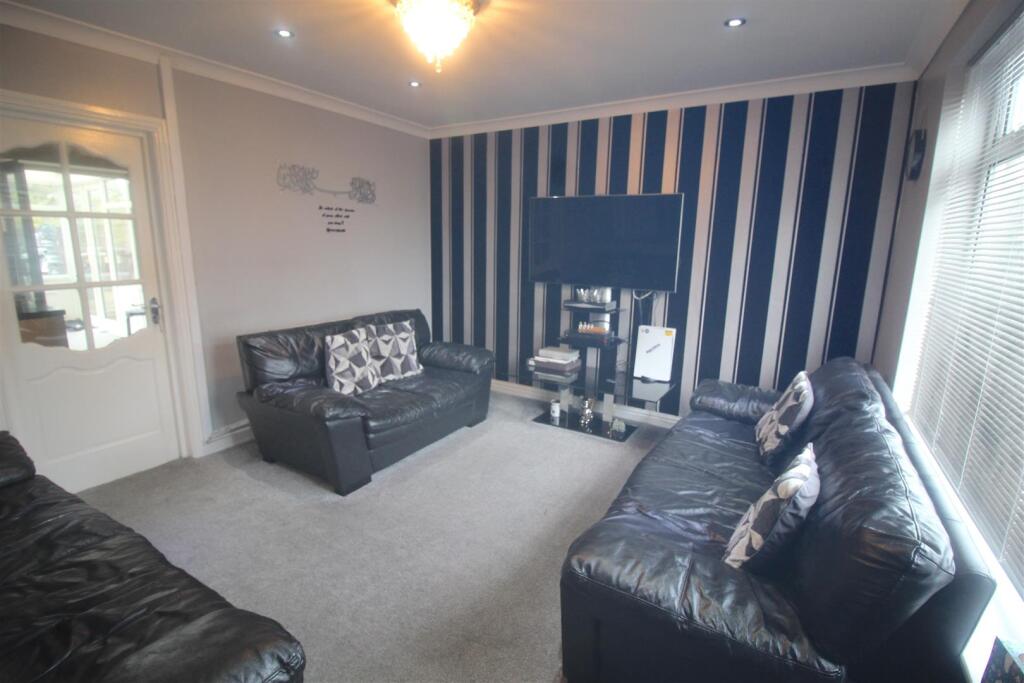 Additional image 13 of Glebe Farm Road, Birmingham