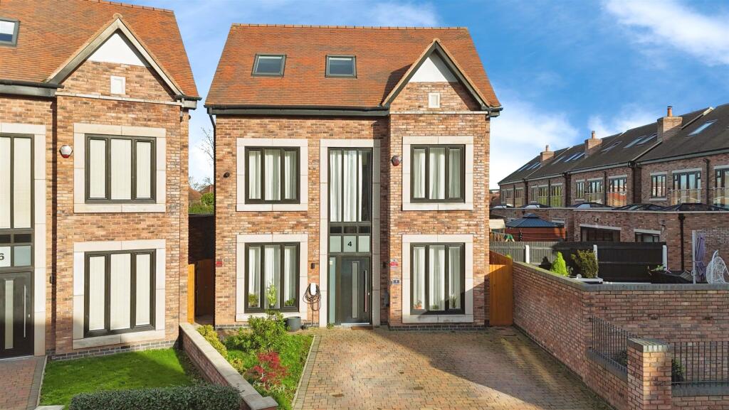 Additional image 28 of Beaufort Drive, Birmingham