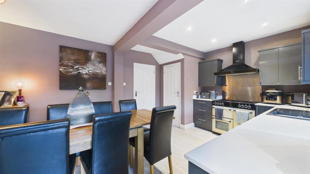 Additional image 20 of Cherry Orchard Avenue, Halesowen