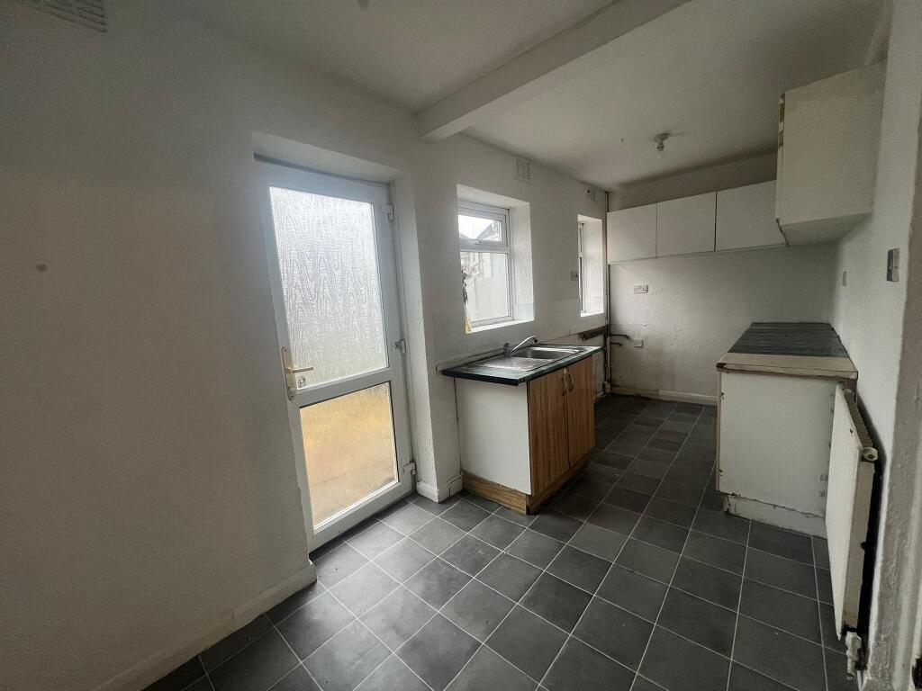 Additional image 6 of Wychbold Cresent, Kitts Green