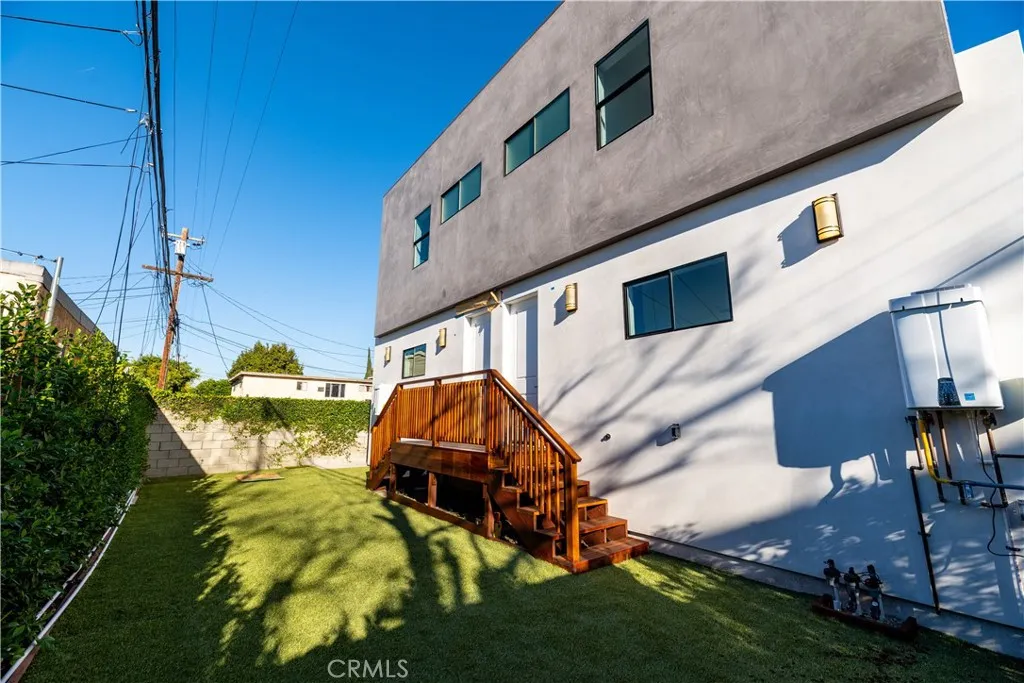 Additional image 46 of 1809 S Longwood Ave, Los Angeles, CA 90019