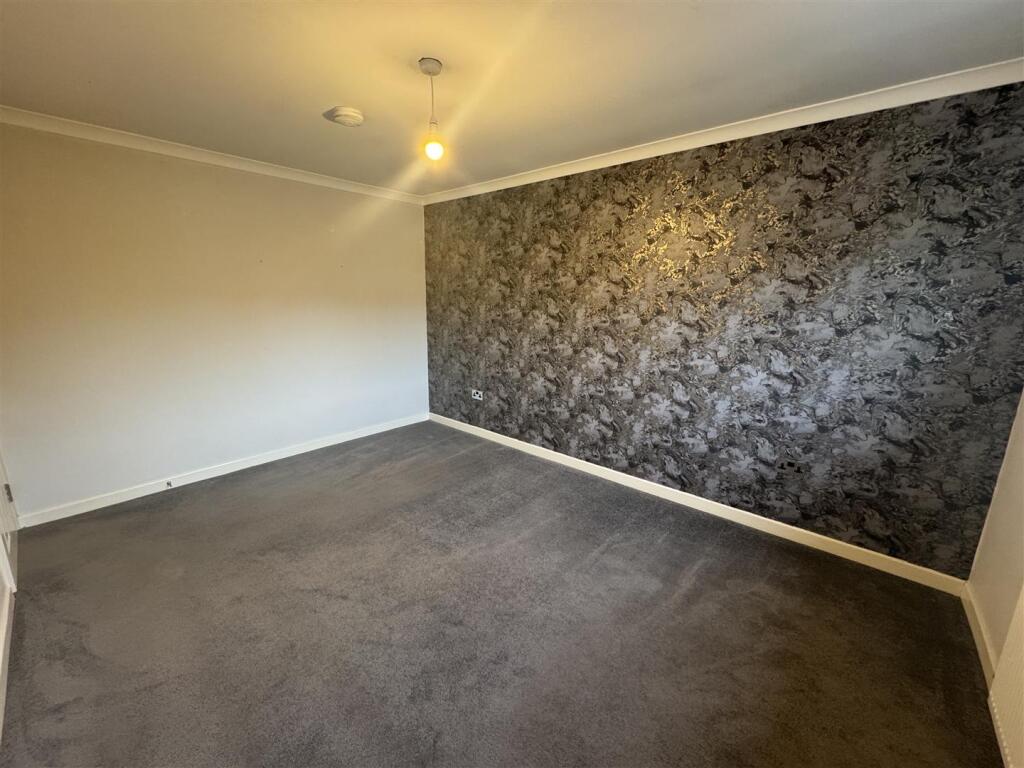 Additional image 6 of Flat 5 The Oaklands, 251 Spies Lane, Halesowen