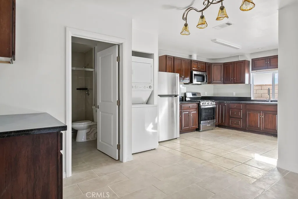 Additional image 16 of 2370 Pine Ave Unit A, Long Beach, CA 90806