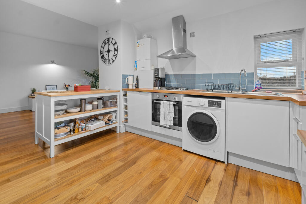 Additional image 5 of Flat 2, 47 Birmingham Road, Bromsgrove B61 0DR