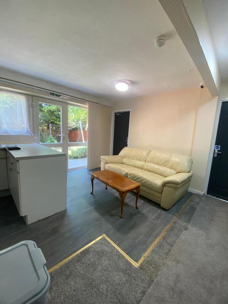 Additional image 6 of Room 2, Tyndall Walk, Woodgate, B32 3UN