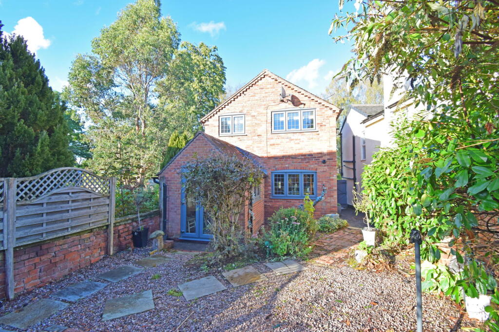 Additional image 3 of Poplar Cottage, 21 Kidderminster Road, Bromsgrove, Worcestershire, B61 7JP