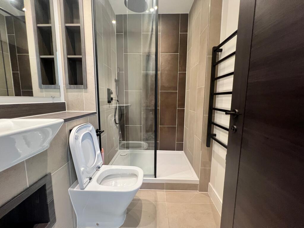 Additional image 16 of 62 Shadwell Street