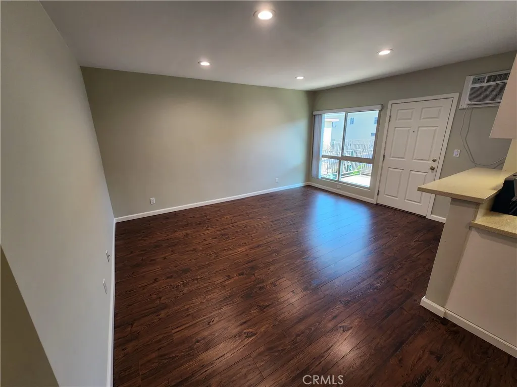 Additional image 46 of 7925 Vineland Ave Unit 26, Sun Valley, CA 91352