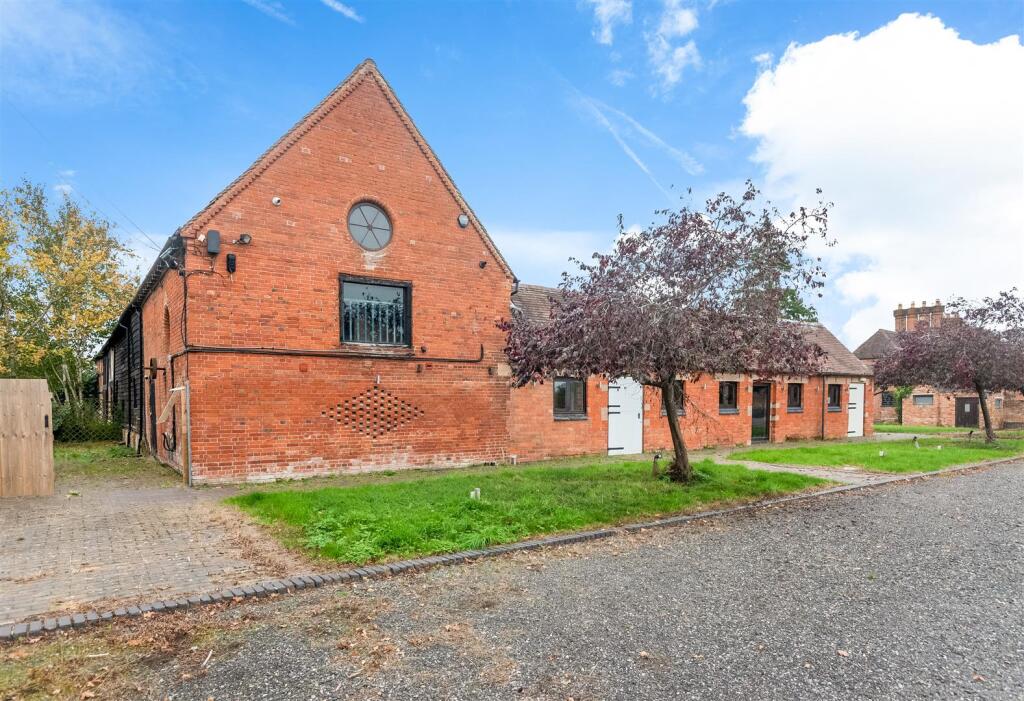 Additional image 42 of Alcester Lodge, Alcester Heath, Alcester B49 5JJ