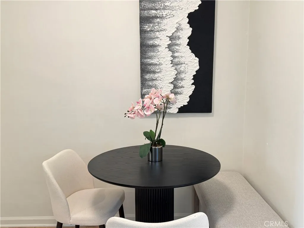 Additional image 17 of 251 N Oakland Ave Unit 3, Pasadena, CA 91101