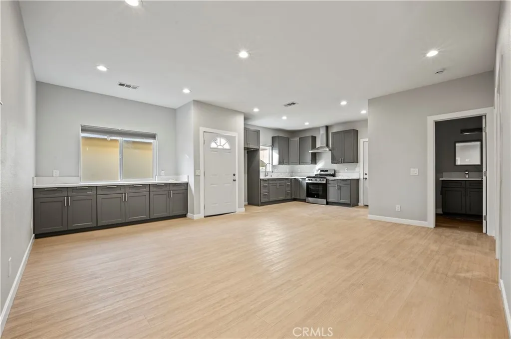 Additional image 20 of 1584 W Wakefield Avenue Unit B, Anaheim, CA 92802