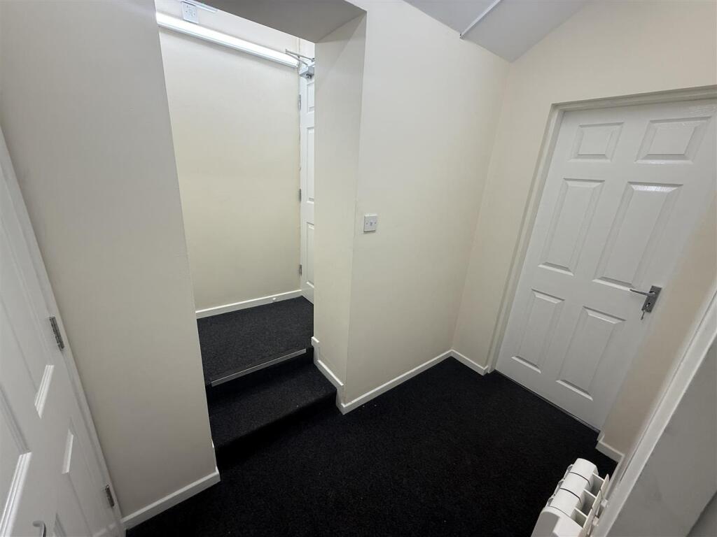 Additional image 8 of Corngreaves, 76 Graingers Lane, Cradley Heath