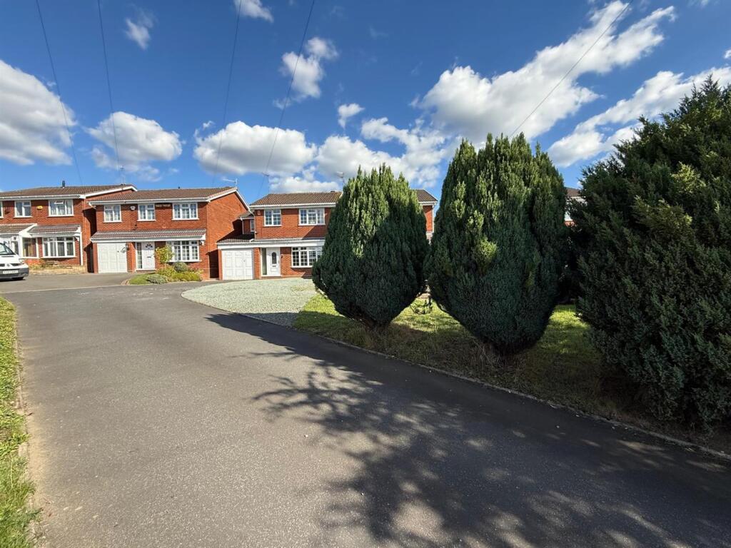 Additional image 11 of Hamilton Avenue, Halesowen, B62 8SJ